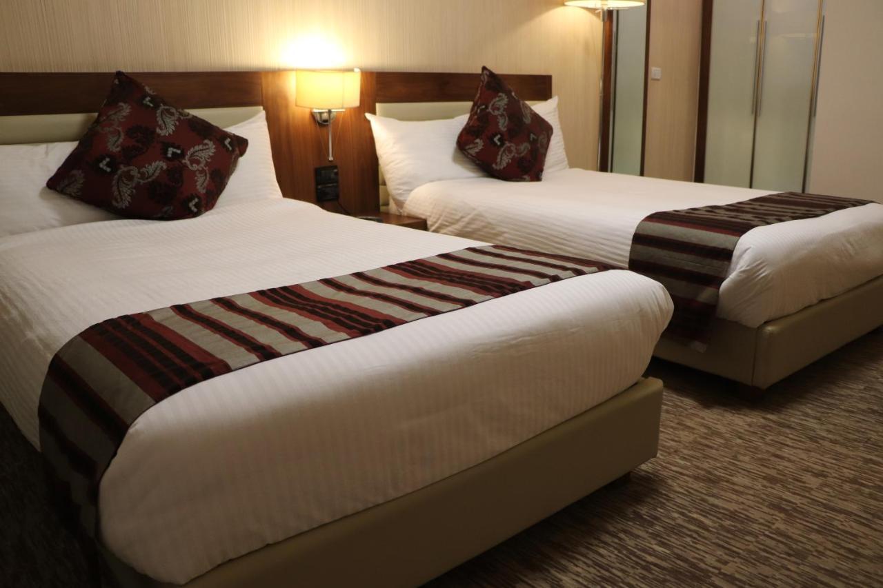 Mamba Point Hotel Monrovia Buitenkant foto